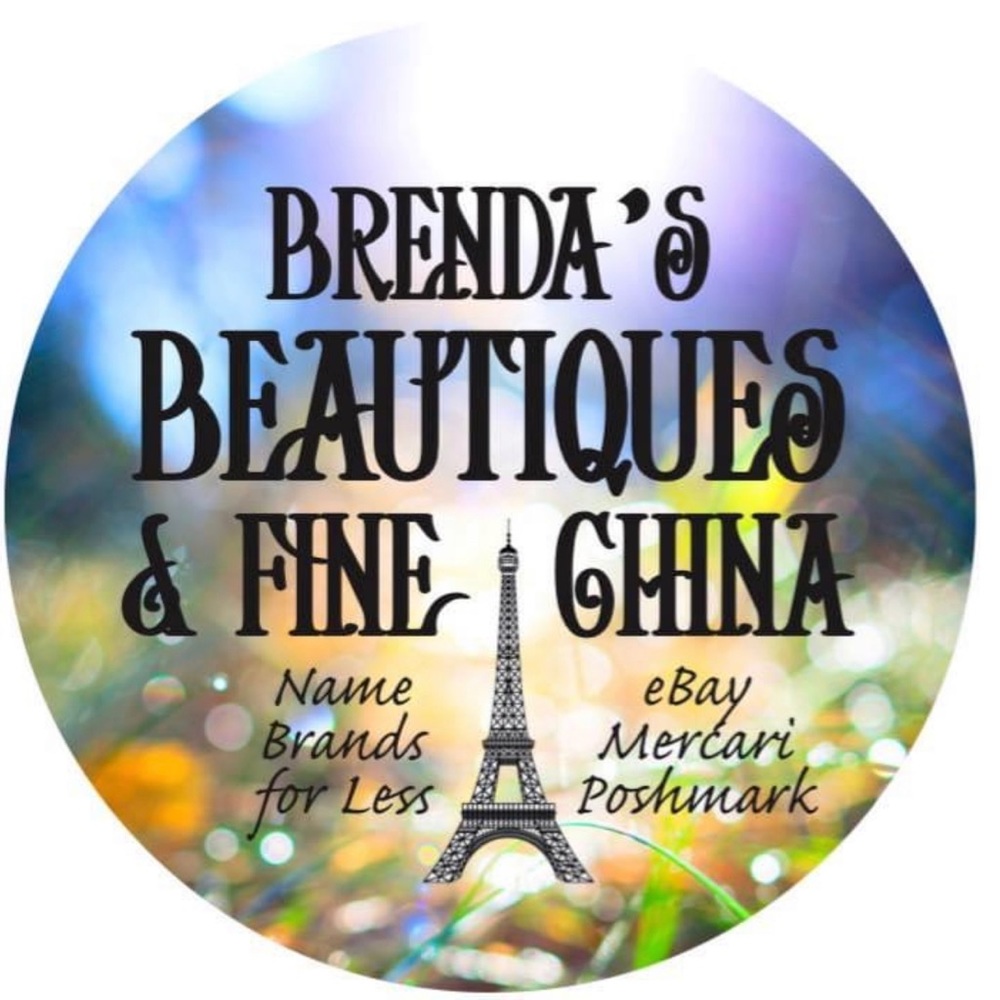 Brenda’s Beautiques Sells Name Brands For The Whole Family At Great Prices! 👠👗